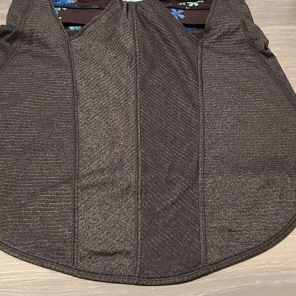 💀Lululemon Roll Out Tank in Heathered Black / Petal Pop Multi / Black - Picture 12 of 14